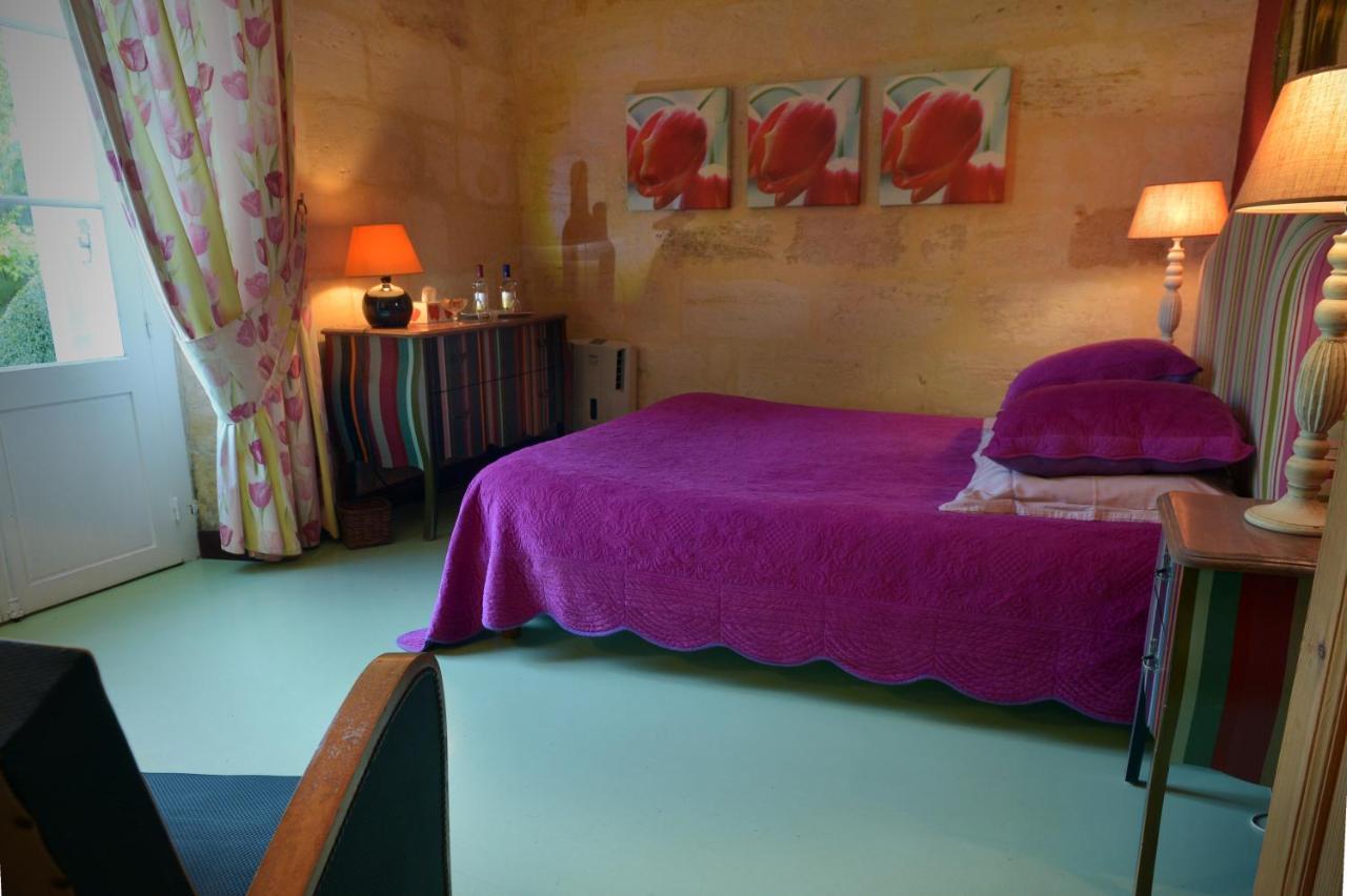 Hotel Petit Garros Fronsac  Habitación foto